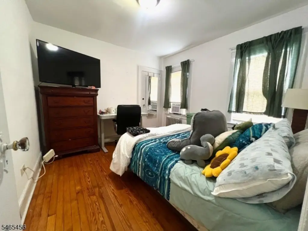 Picture 6
