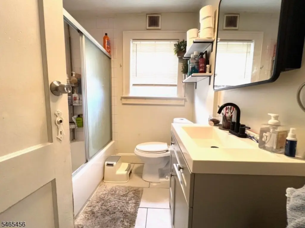 Picture 11