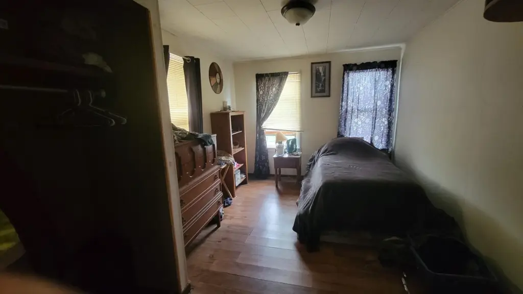 Picture 10