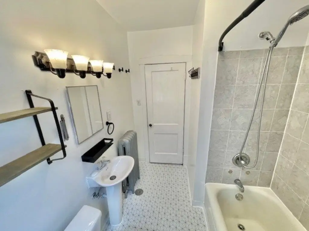 Picture 7