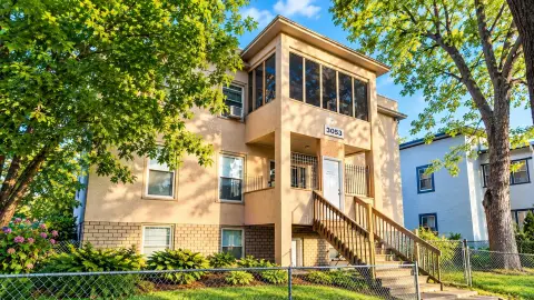 5-Unit Apartment Building with Garage