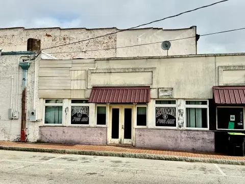 Montezuma Commercial Building For Sale