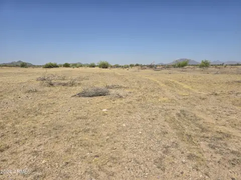 Land in Tonopah, Arizona