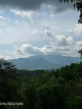 Gatlinburg Land with Mountain Views
