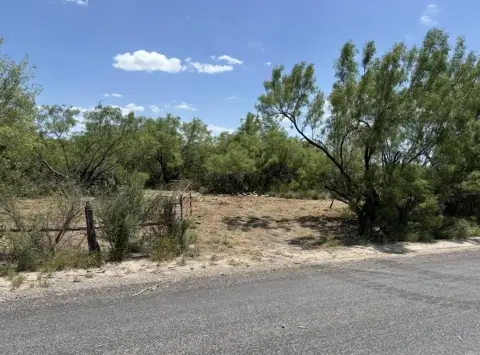 Fowlerton Ranch Land with Pond