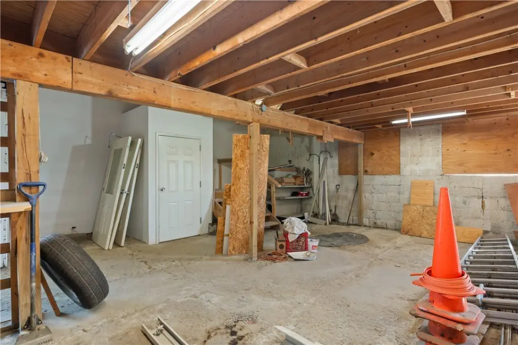 Picture 11