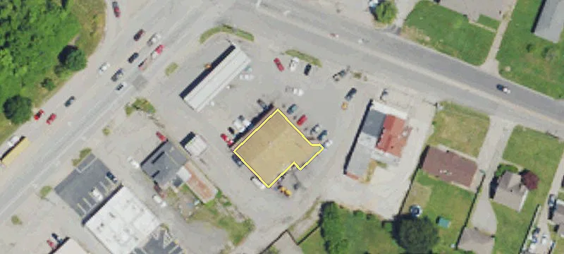 Well-Maintained Gas Station C-Store