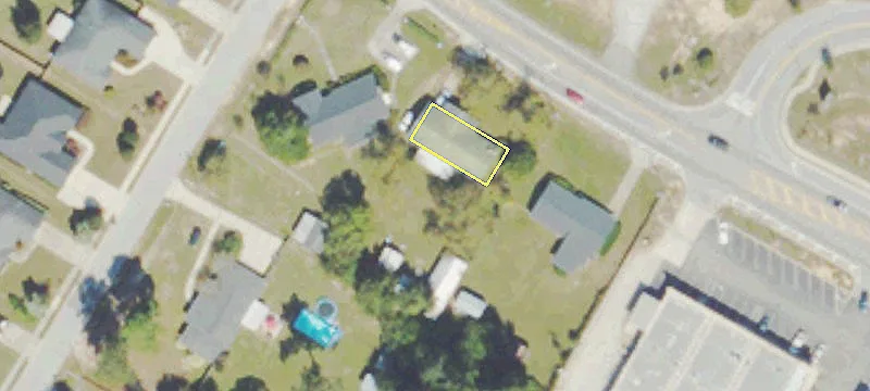 High-Traffic Commercial Space For Sale