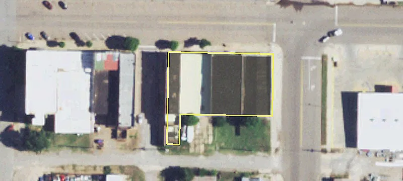 Retail/Warehouse Space in Mangum, OK