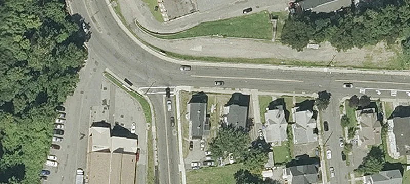 Commercial Land in Affluent Neighborhood