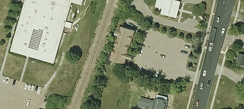 Shelburne Commercial Building For Sale