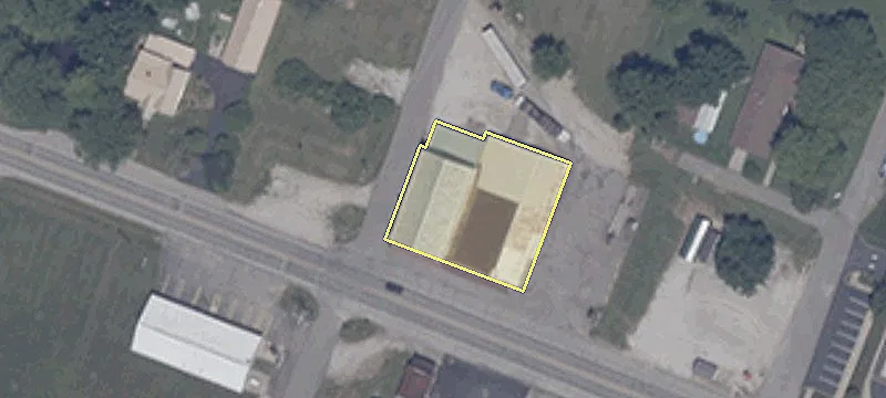 Mixed-Use Property in Palmyra, IN