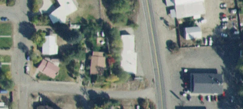 Commercial Building with Kitchen & Offices