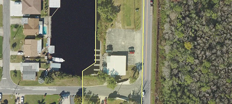 Waterfront Bar/Restaurant Opportunity