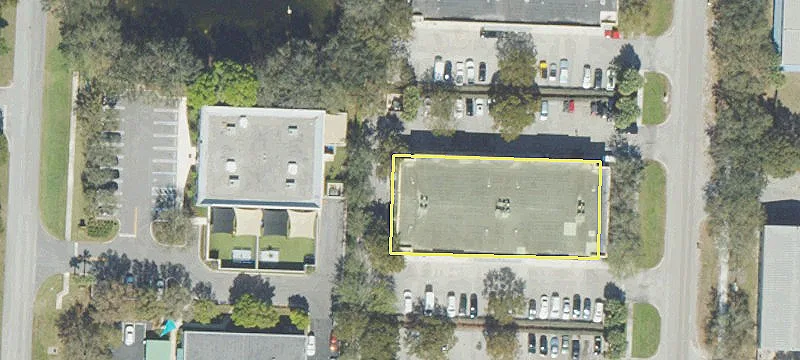 Fairlane Farms Road End Unit