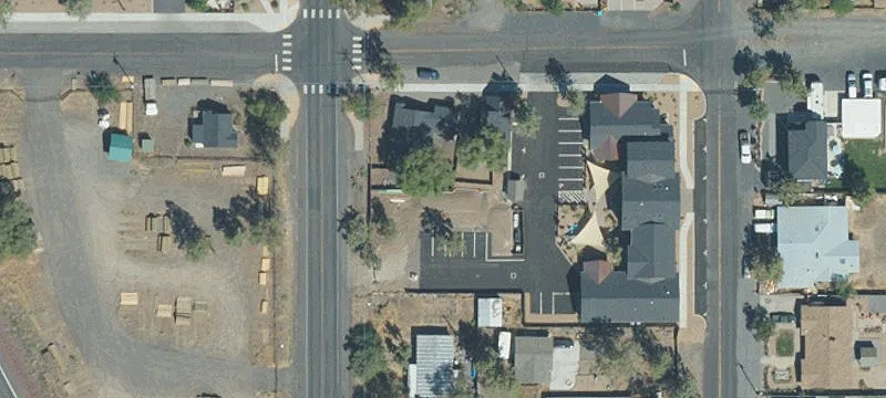 Mixed-Use Building in Downtown Tumalo