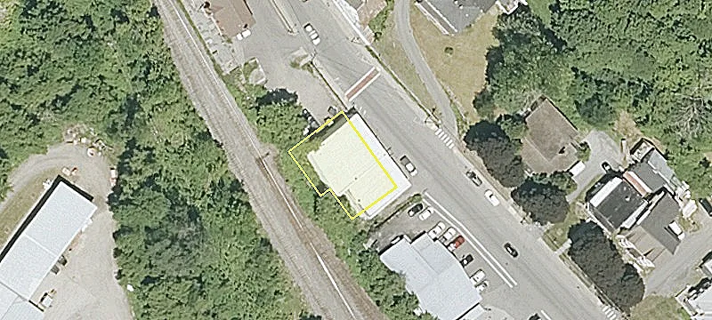 Established Hardware Store on Main