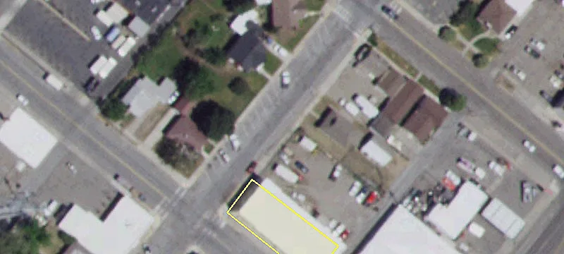 Mixed-Use Property on Broadway Street