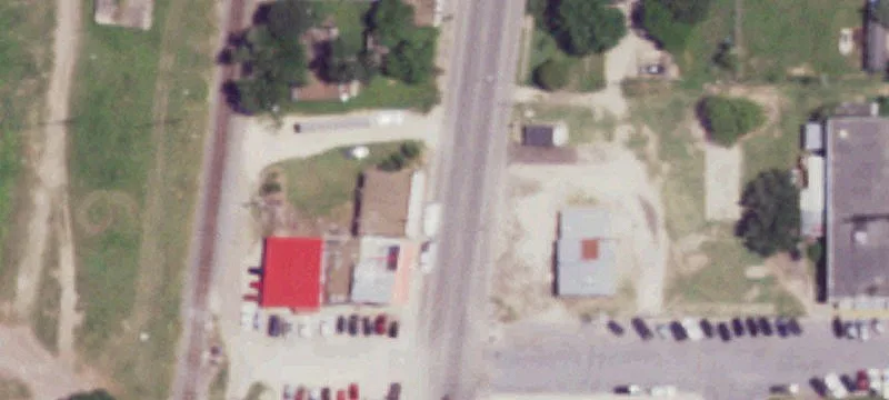 Versatile Commercial Space in Raymondville