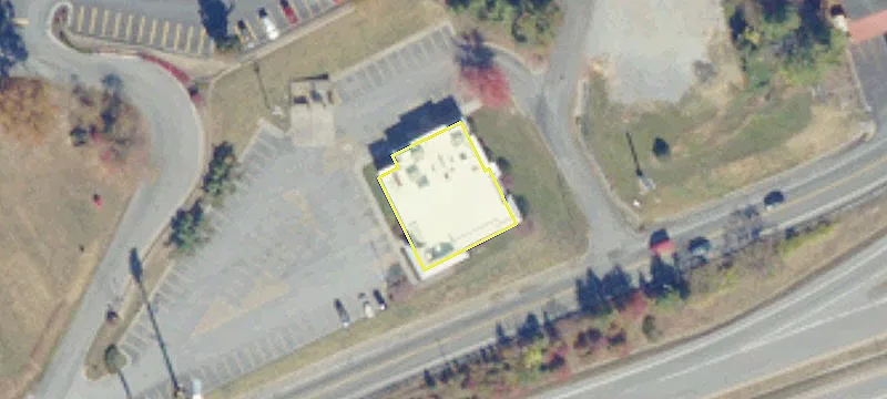 Retail Space on 1.26 Acres