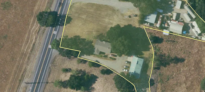 Vast Land Parcel with Development Potential