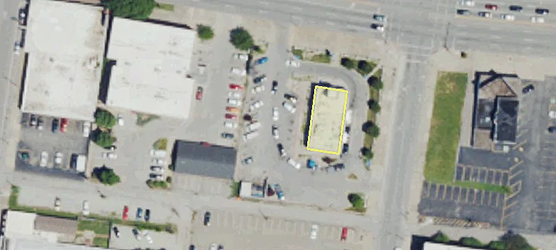 Prime Retail/Office Space in Louisville