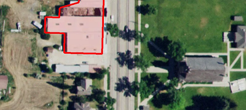 48 Main St
