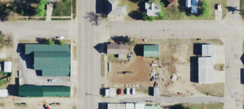123 Broadway Ave