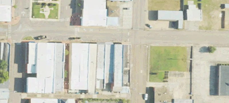 101 Main St