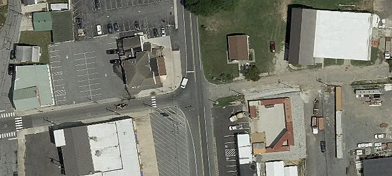 Front St