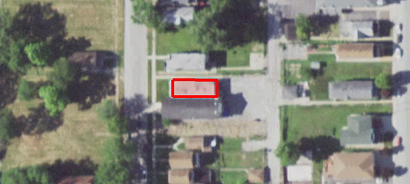 15215 Center Ave