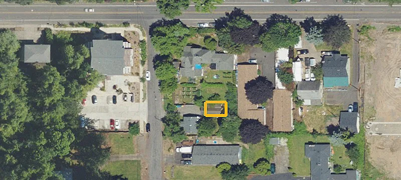 2218 Courtney Ave