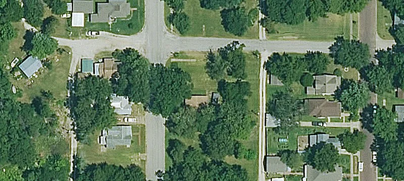 1002 Forest Ave