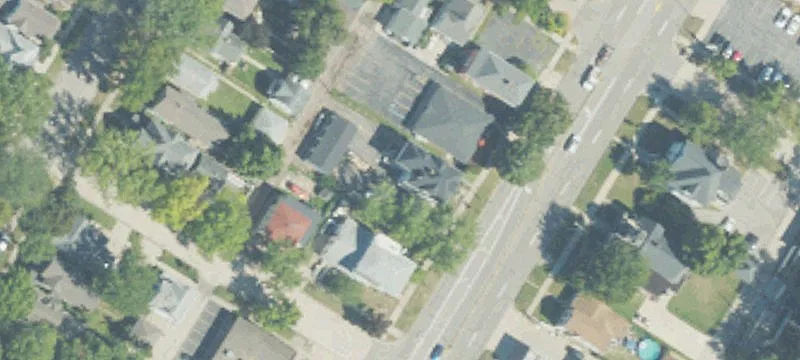 914 Main St