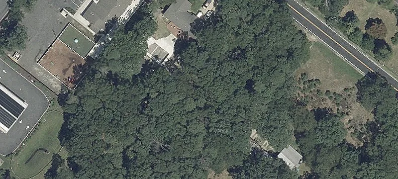 412 Jimmie Leeds Rd