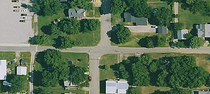 120 4 St