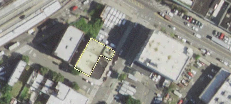 225 Willow Ave