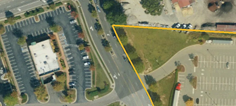 3 Lakestone Cmns Ave