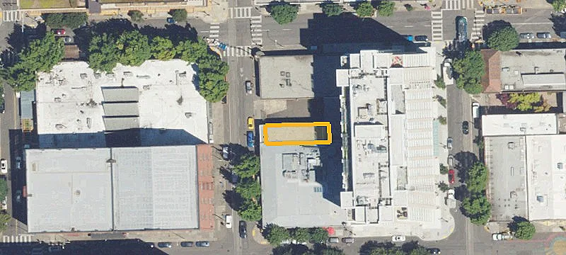 221 11Th Ave