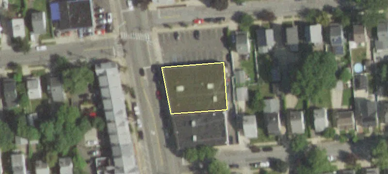 650 Willis Ave