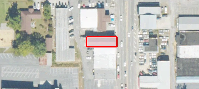 221 3Rd Ave