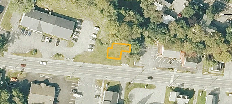 82-19 Meadow St