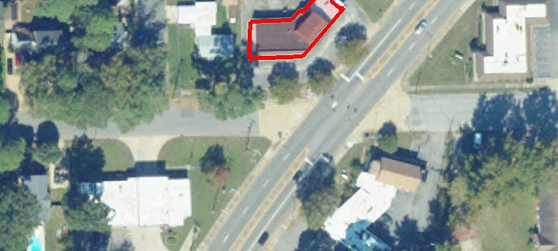 1712 Airline Blvd