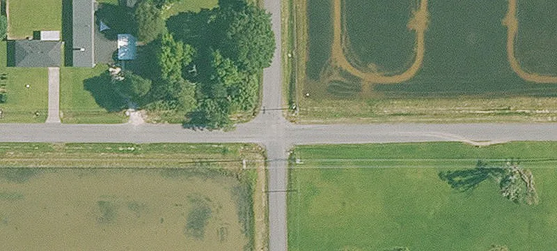 Laurel And Vivian Ave