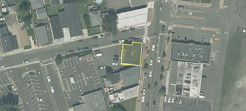 102-104 Main St