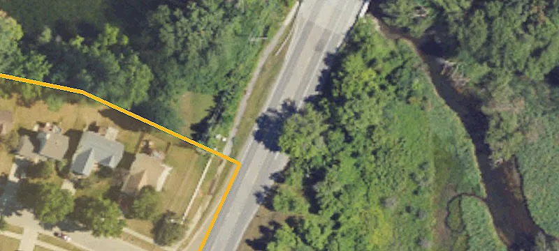 5578 Cooley Lake Rd