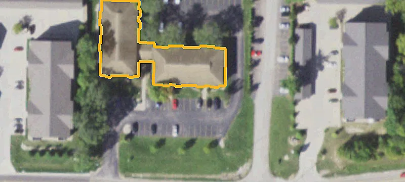 2221 Willow Knolls Dr