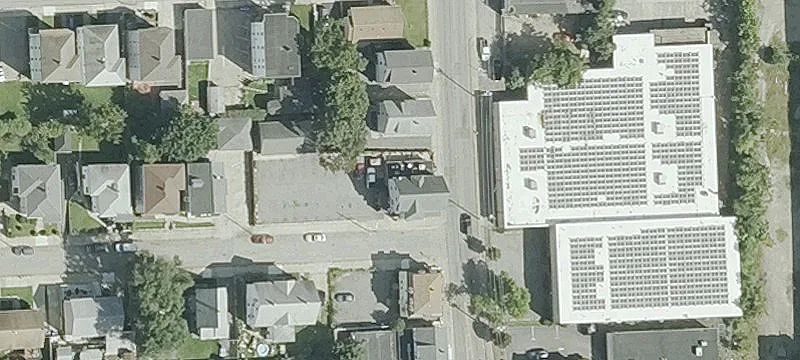 546 Lonsdale Ave Lonsdale Ave