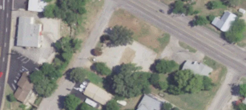 909 Avenue H