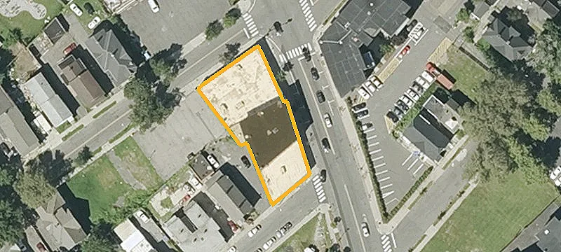756 Main St